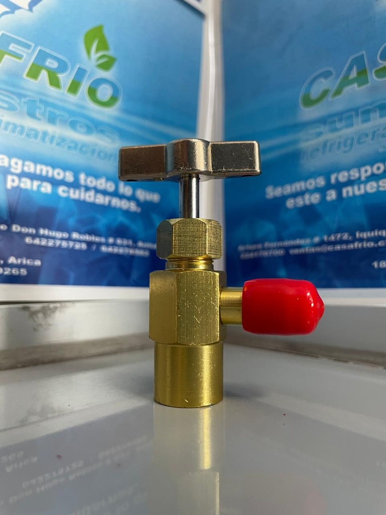 [FRR111041R] Llave de Atornillado para Refrigerante en lata
